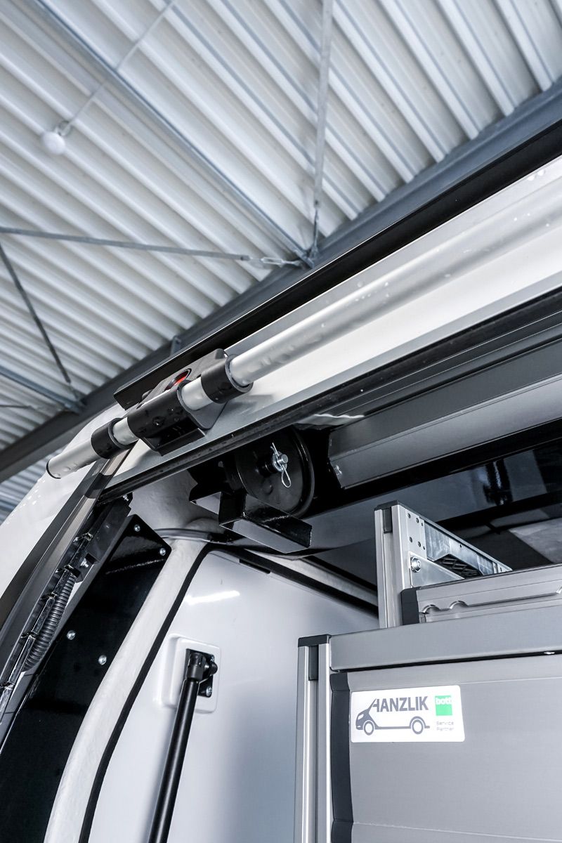Ford Ranger mit GFK-Aufbau