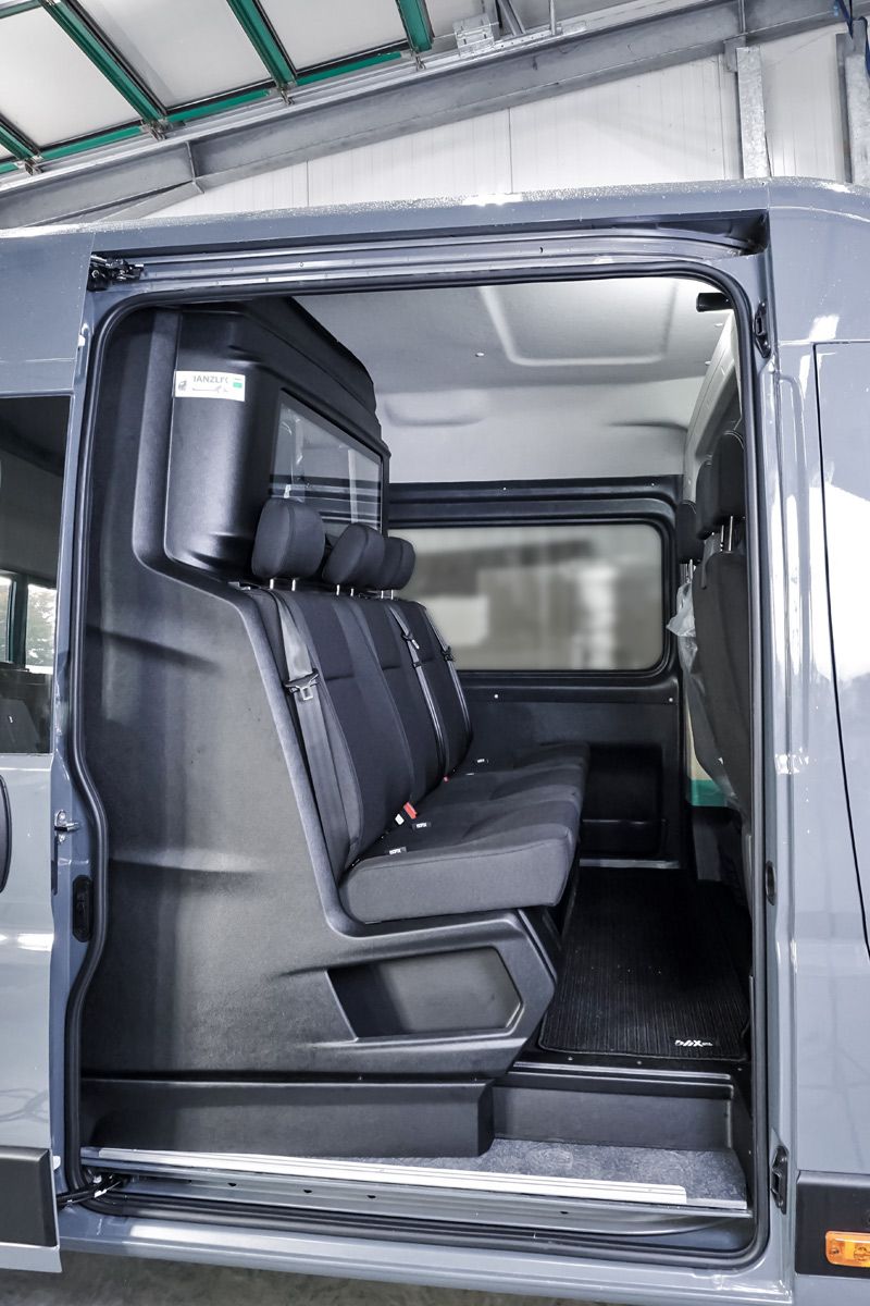 Peugeot Boxer L4H2 mit Doppelkabine