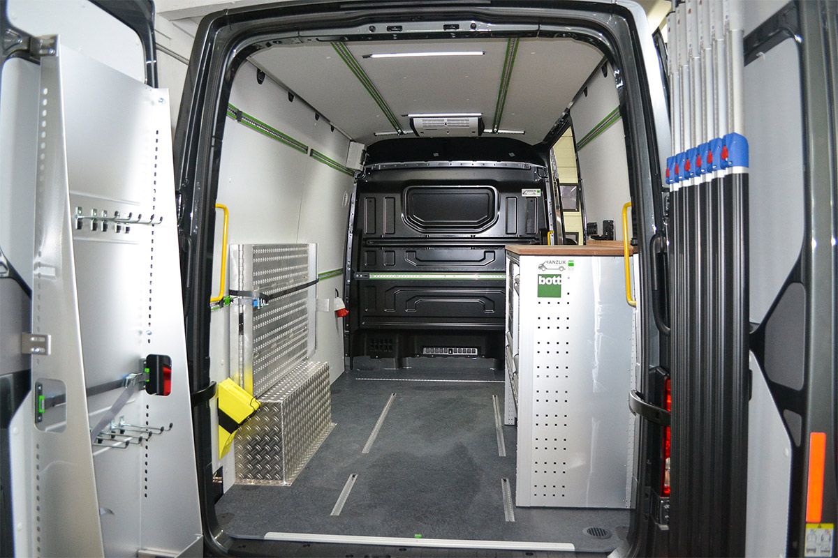 Fahrzeugeinrichtung VW Crafter L3H3