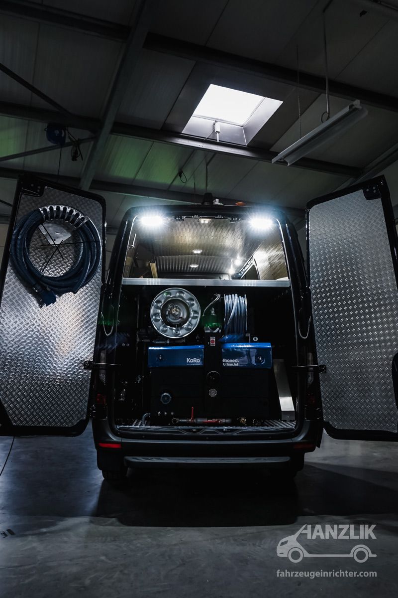 Mercedes Benz Sprinter