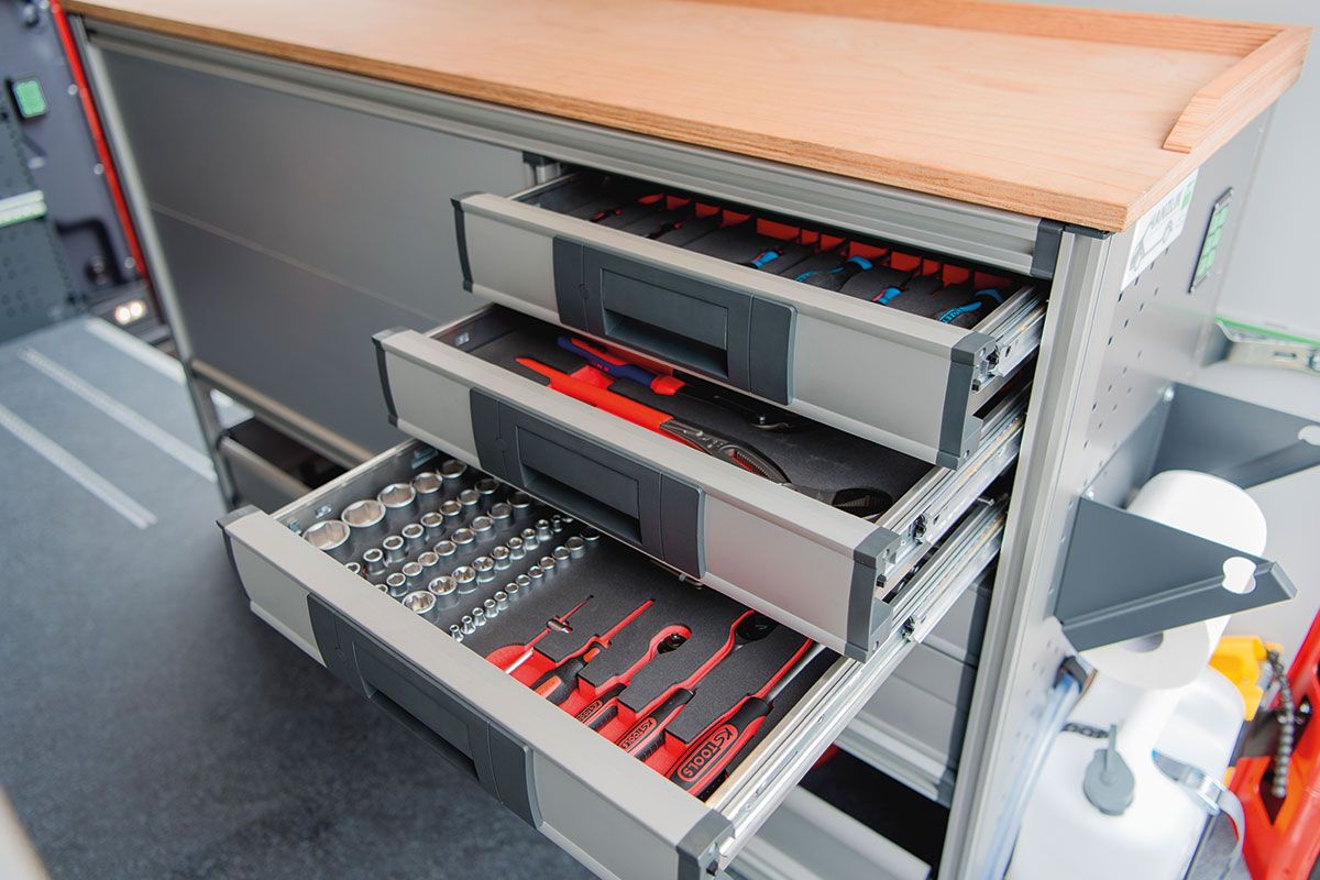 Fahrzeugeinrichtung Mercedes Benz Sprinter