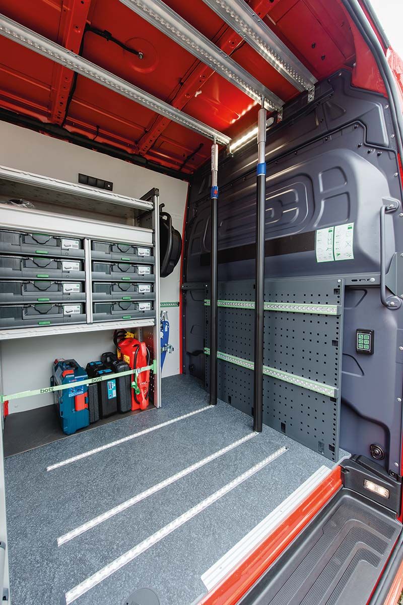 Fahrzeugeinrichtung Mercedes Benz Sprinter