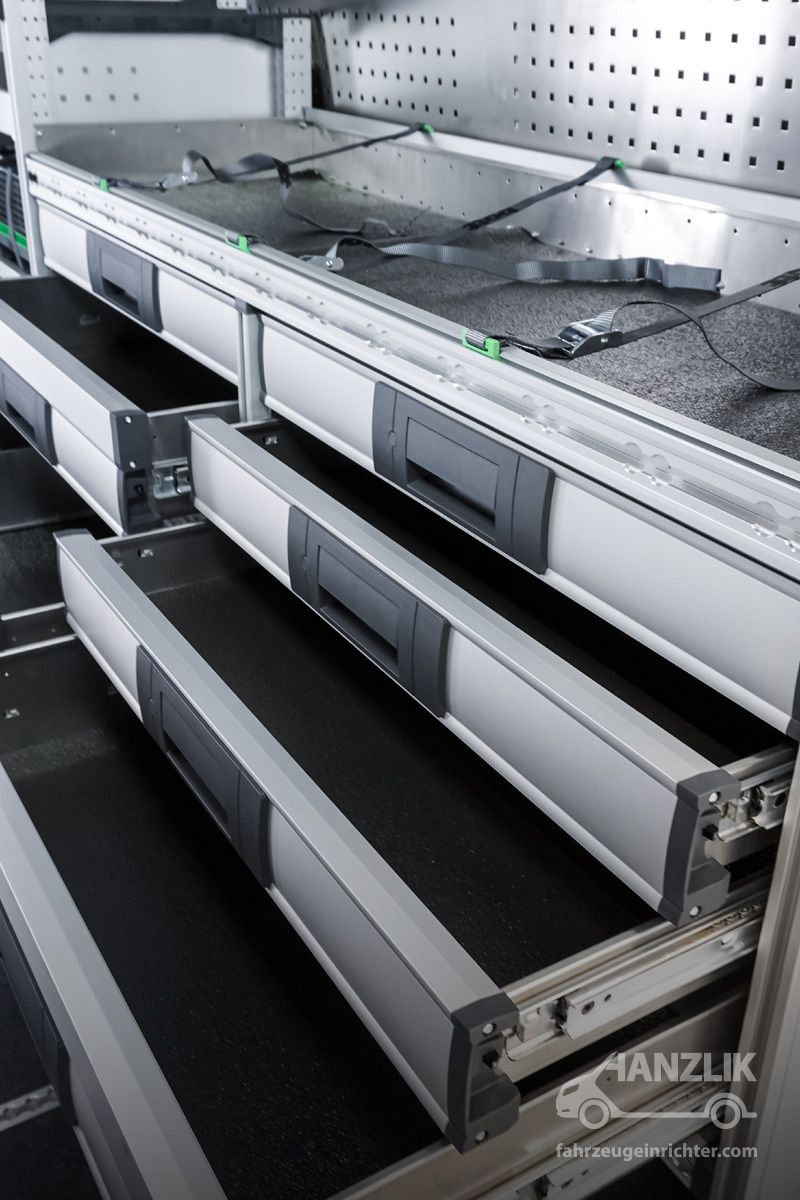 Mercedes-Benz Sprinter L3H2