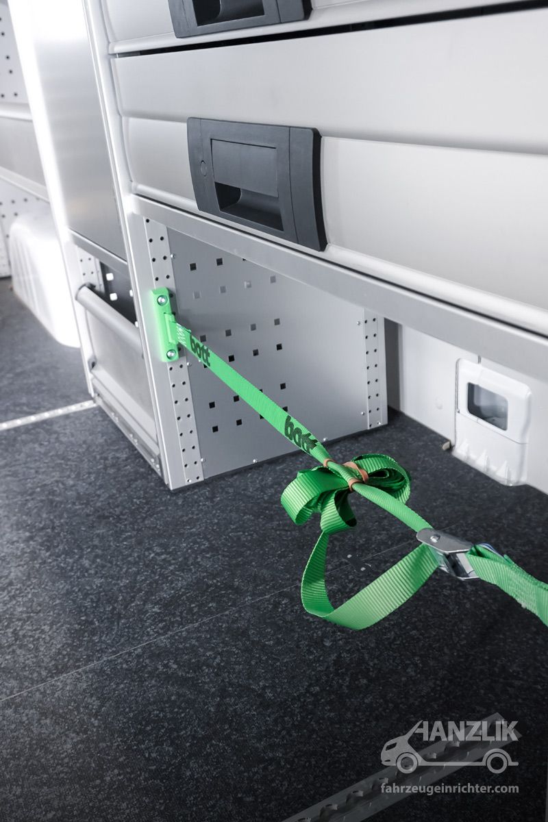 Mercedes-Benz Sprinter L3H2