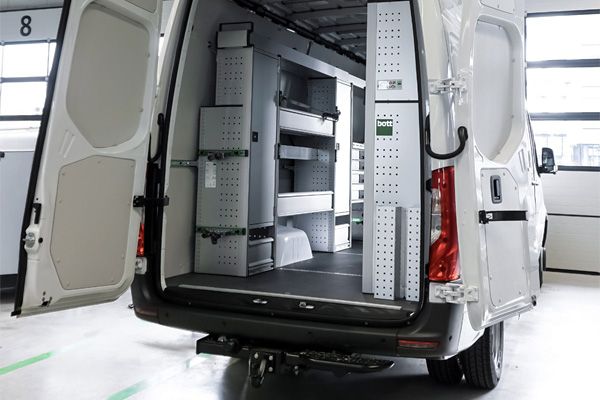 Mercedes-Benz Sprinter L3H2