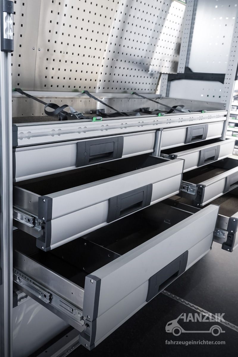 Mercedes-Benz Sprinter L3H2