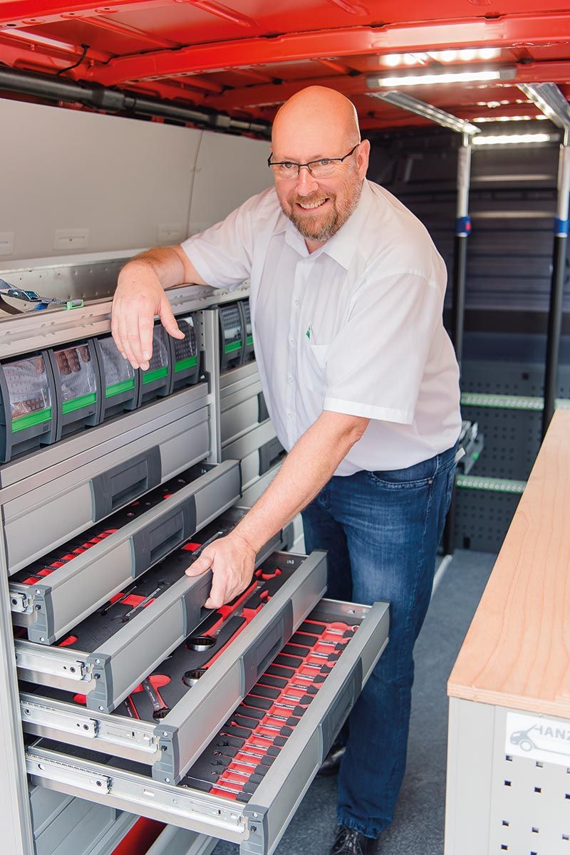 Fahrzeugeinrichtung Mercedes Benz Sprinter