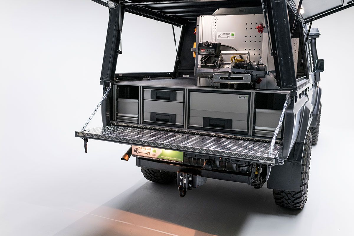 Fahrzeugeinrichtung Toyota Land Cruiser