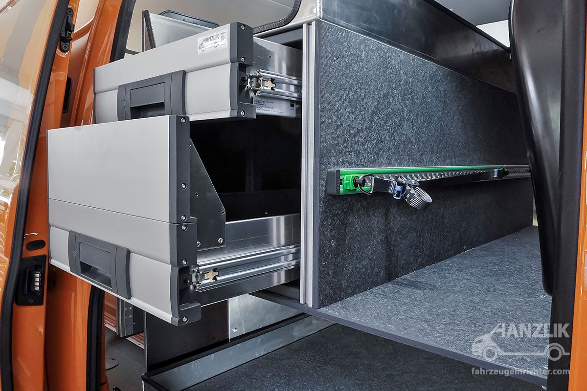 Fahrzeugeinrichtung VW T6 lang