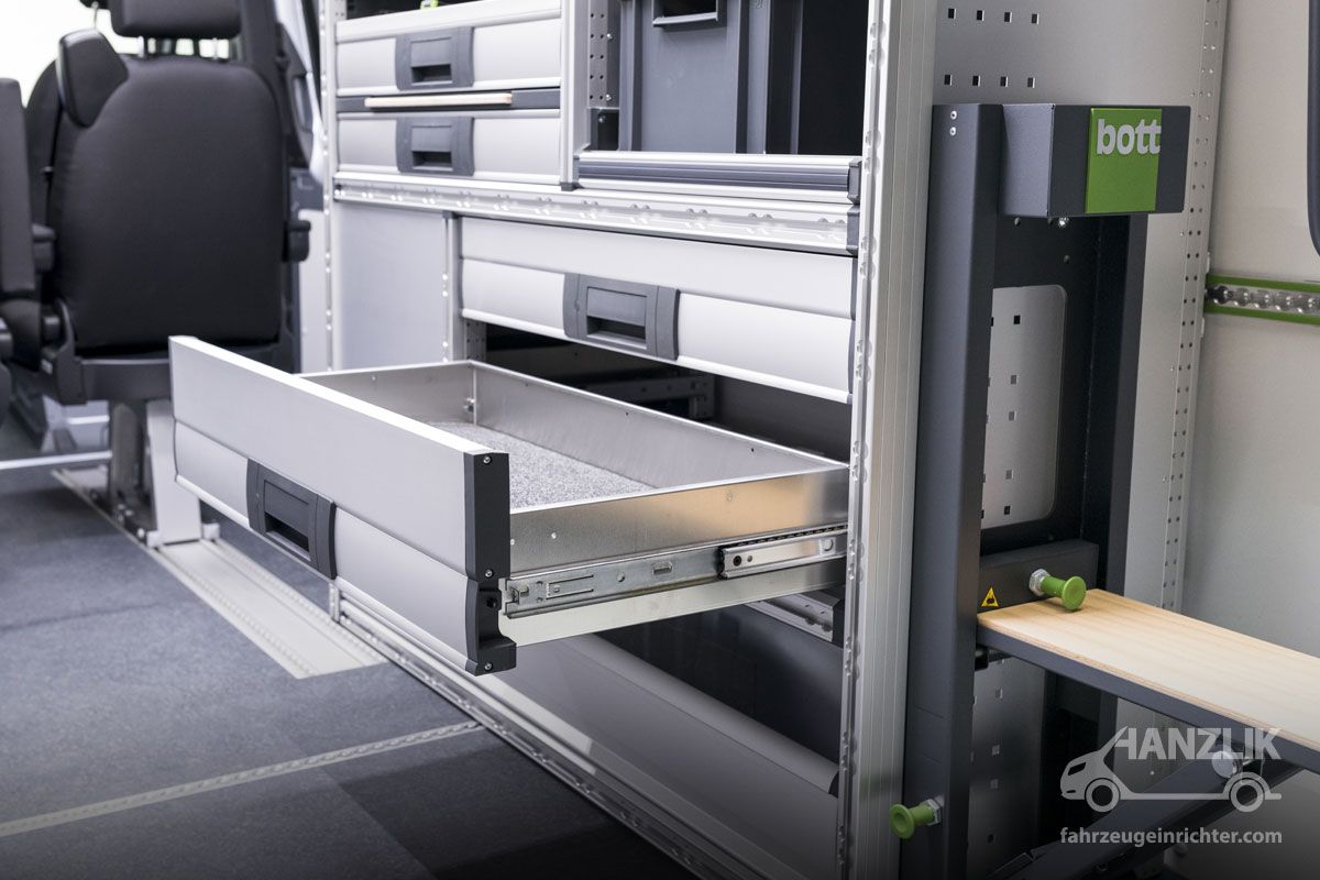 Demofahrzeug -  Mercedes Sprinter L2H2